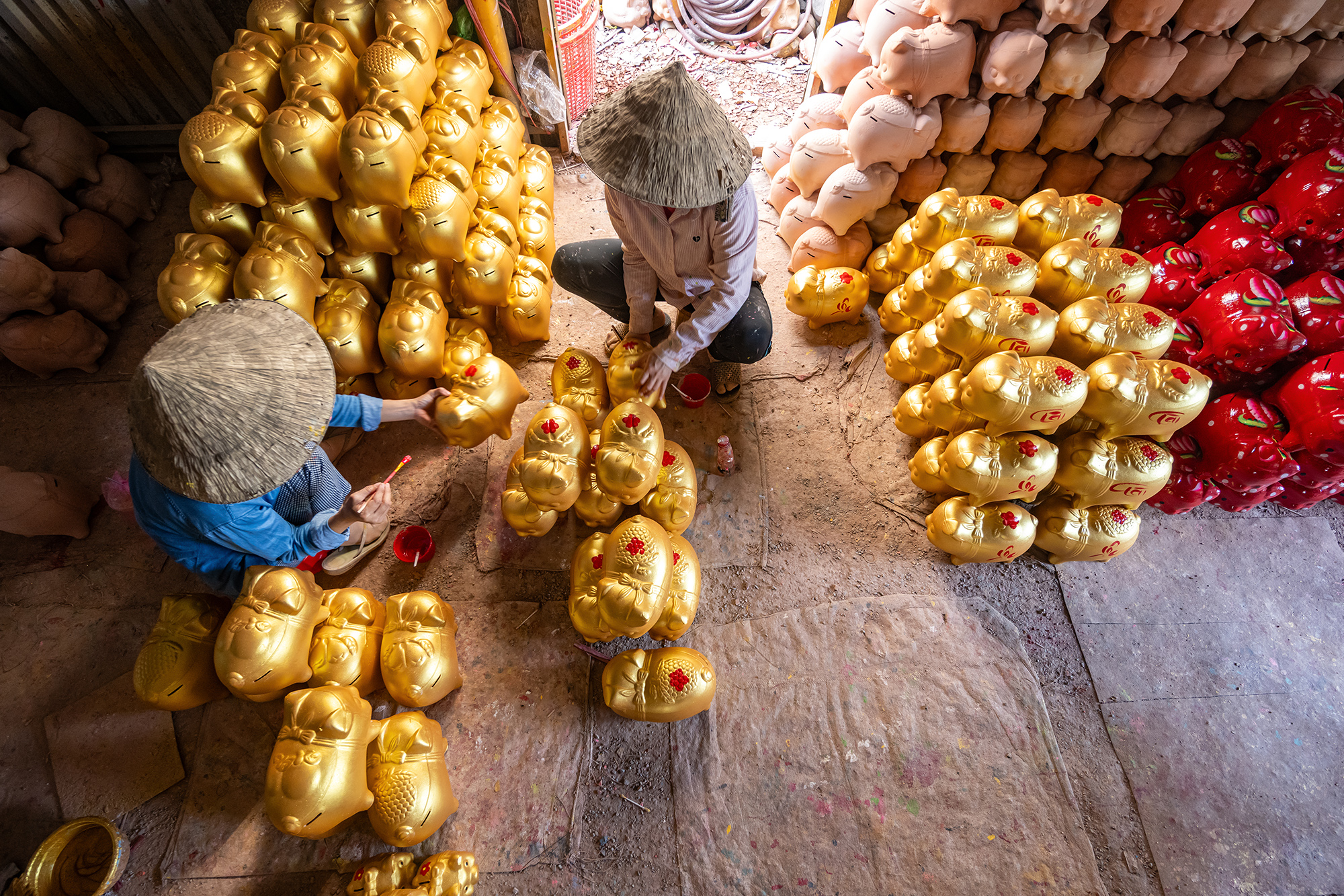 Mùa vàng trong xưởng nhỏ - Tác phẩm đạt top 50 trong cuộc thi Vietnam Snap by Sony